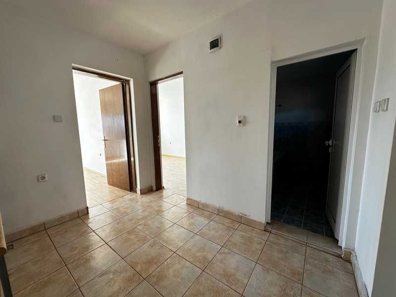 Продава се Къща в с. Конево, Област Шумен - 226 кв.м за 221 €/кв.м - Снимка #11