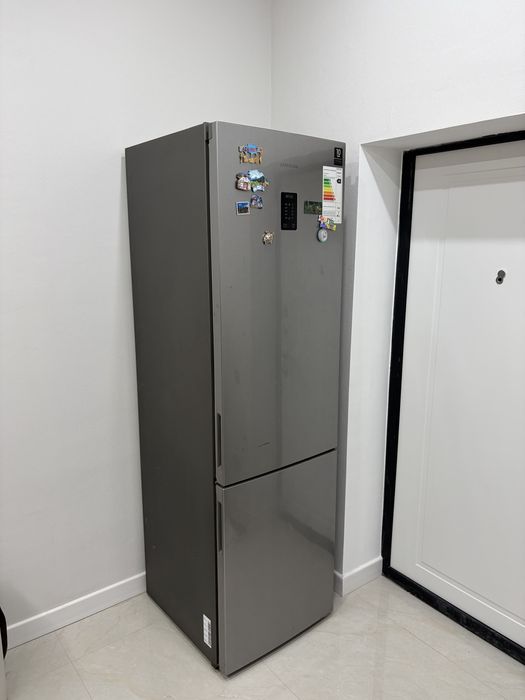 Новый Холодильник Samsung