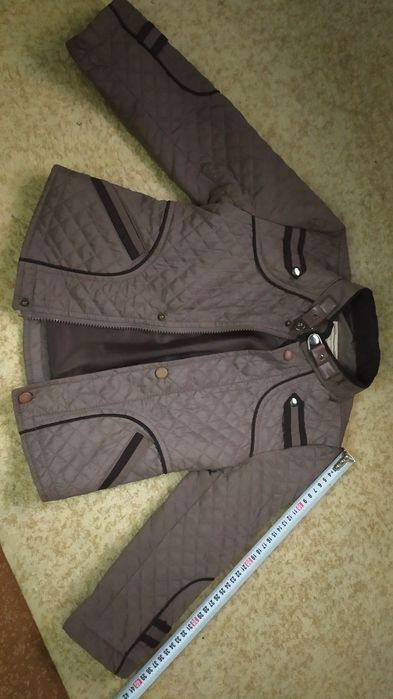 Куртки на осень и зиму новый 3-4 года