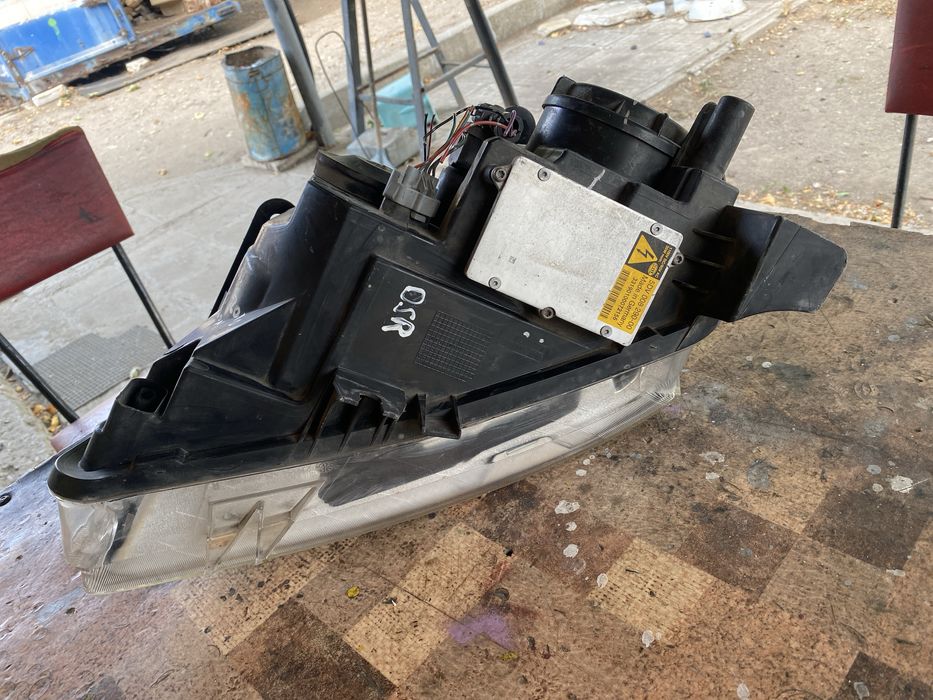 Фар десен ксенонов за нисан кашкай