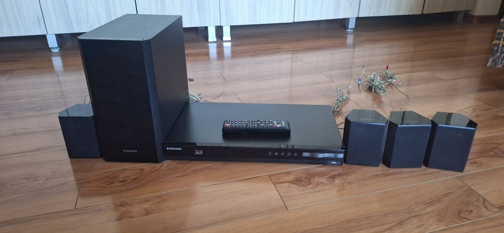Home cinema blueray 3d Samsung  HT F4500 5.1