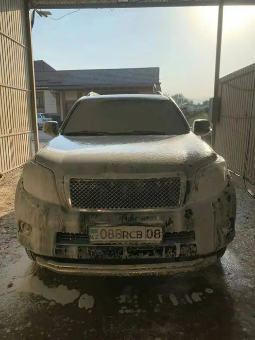 Land cruiser prado 150