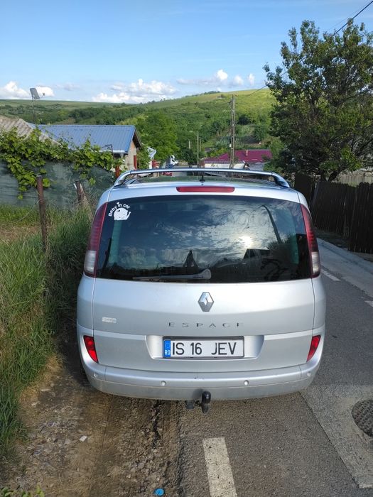 RENAULT 8 2011 — imagine 4