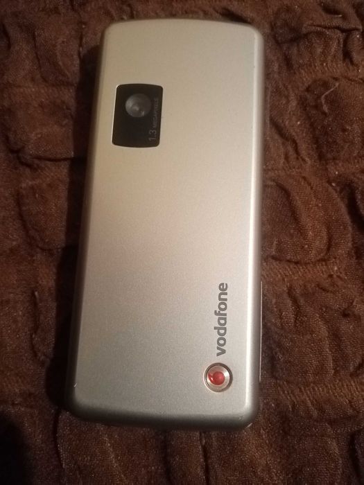 Телефон Водафон нов