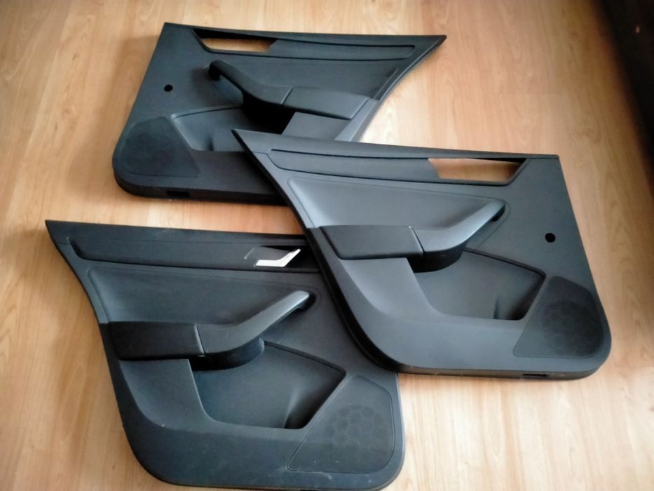 Запчасти по салону Рапид