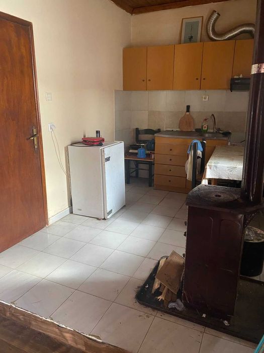 Продава апартамент 40 м2 до езеро Волви в центъра на Неа Мадито, Северна Гърция