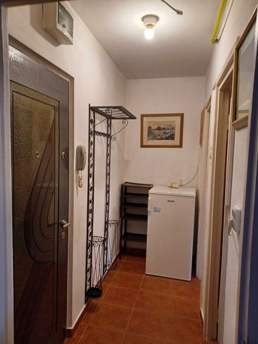 Proprietar inchiriez apartament 1 camera ultracentral Medicinei