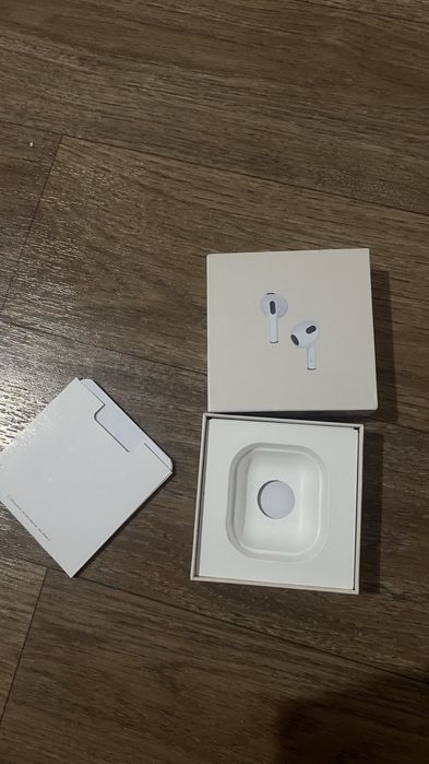Продам air pods 3