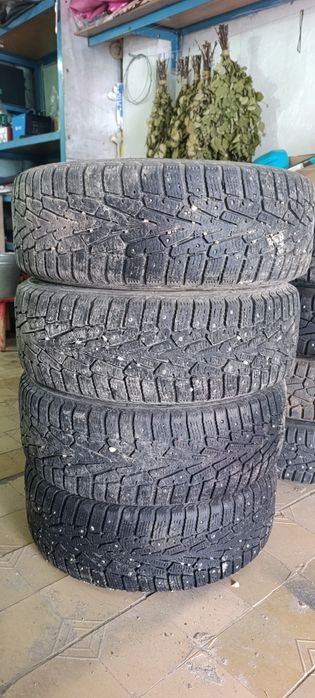 Продам шины с дисками стояли на весте