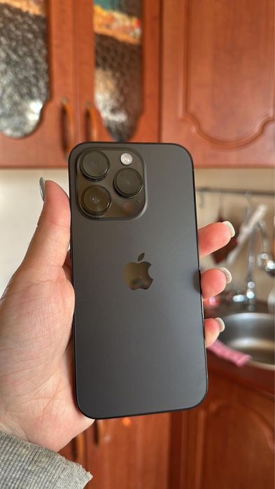 Продам 14 pro256