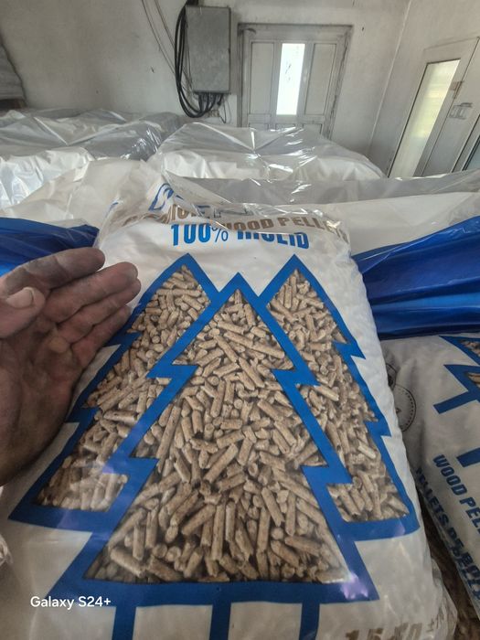 Peleti rasinoase En plus A¹