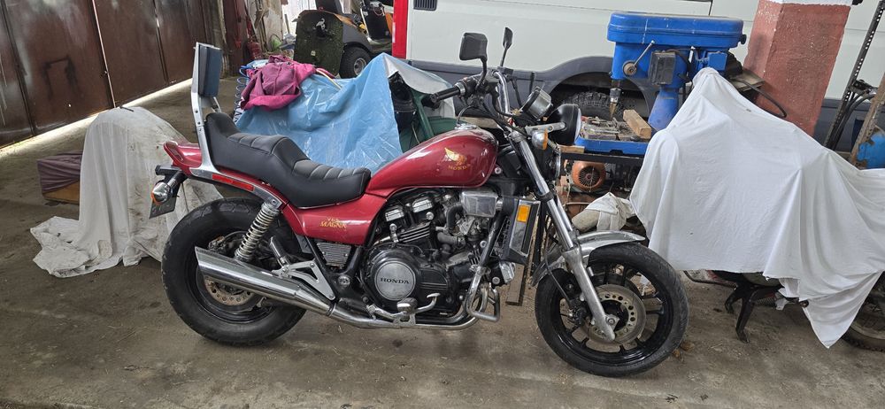 Honda Magna V65 1100cc 116hp
