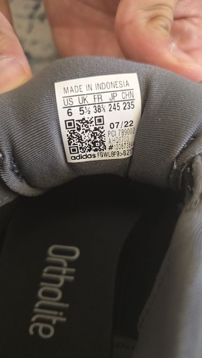 Adidasi Adidas marimea 38