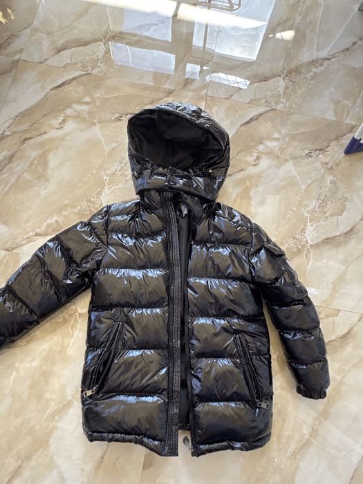 Moncler Black Glossy Puffer Jacket  12-13 ani