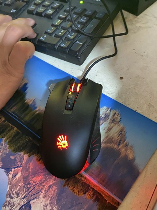 Компьютер PHILIPS.