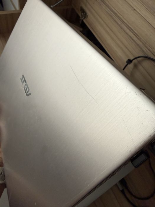 Laptop Asus S510U