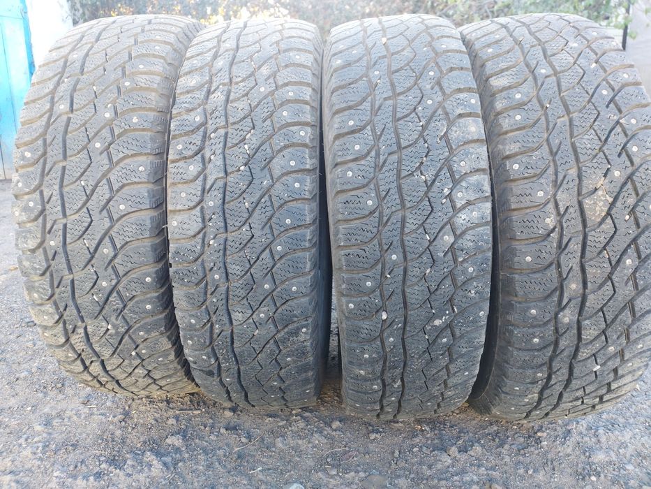 Продам шины зимние