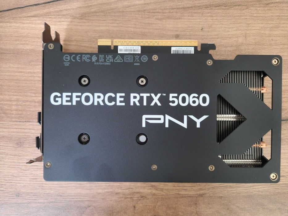 Видеокарта PNY GeForce RTX 5060 8GB — GDDR7 / PCIe 5.0