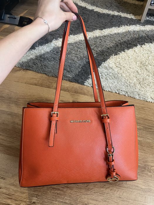Michael Kors Jet Set Travel tote чанта
