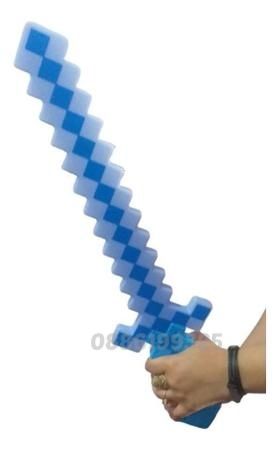Детски светещ и музикален меч Майнкрафт, Minecraft диамантен меч