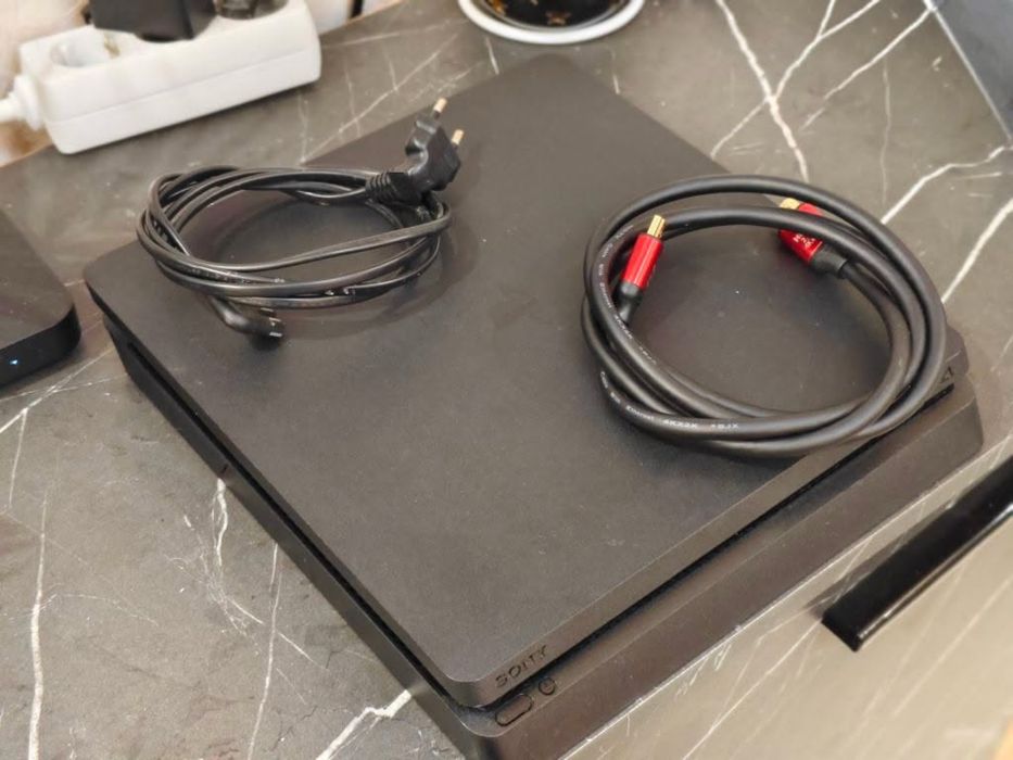 Ps4 slim, контролер, игри