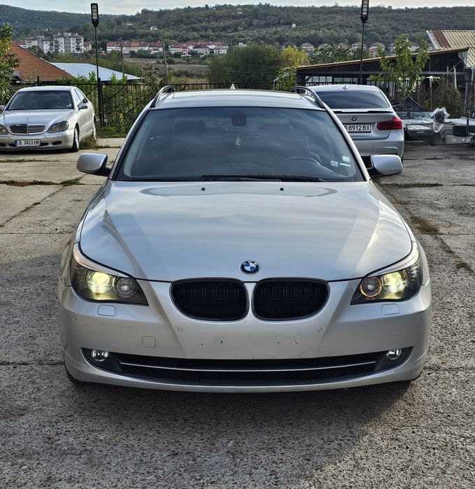 Бмв е61 на части динамик фарове комфорт салон 530d 530д 235 кс фейс хд