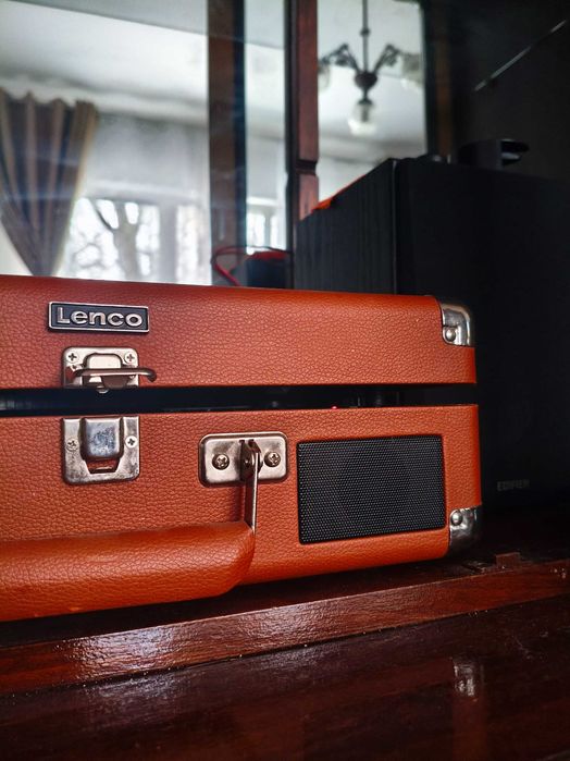 Pickup Lenco Portabil