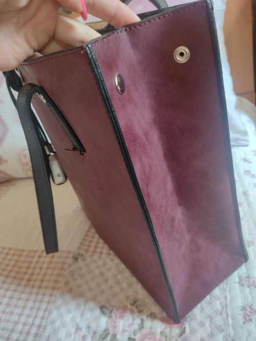 Дамска чанта вишнева