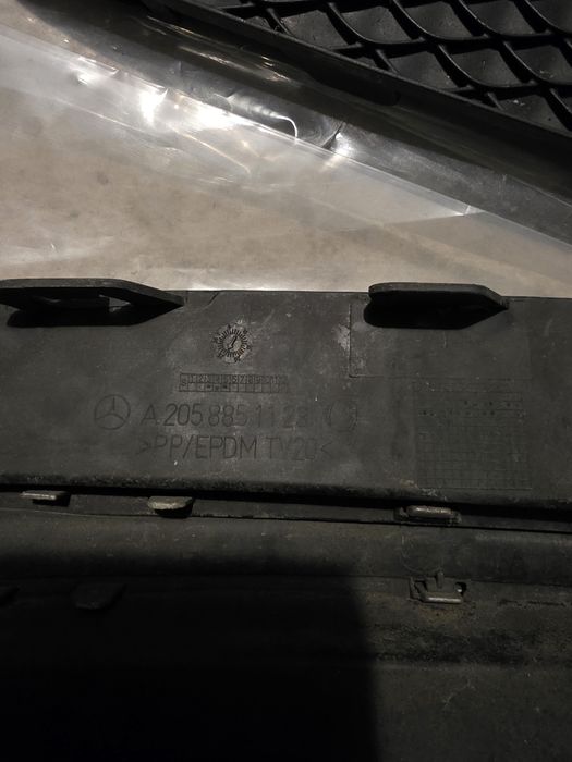 Решетки предна броян Mercedes C class w205