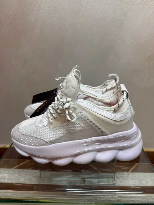 START VARA!!! Versace Chain Reaction White