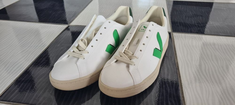 Adidasi Veja Urca-Trainers
