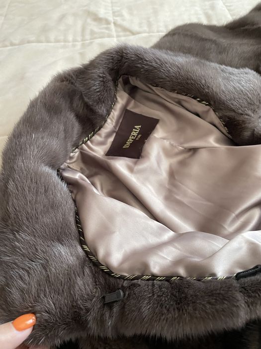 Продаю норковую шубу