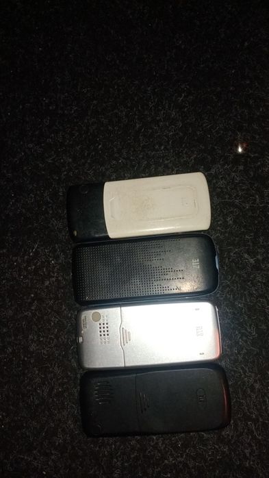 с дефектами+ 4 телефона марки ZTE