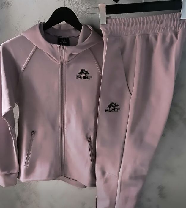 Дамски нови екипи