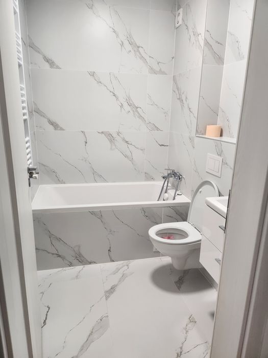 Inchiriez apartament 4 camere