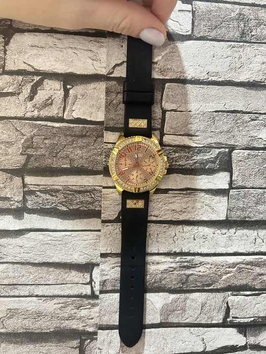 Дамски часовник guess stell