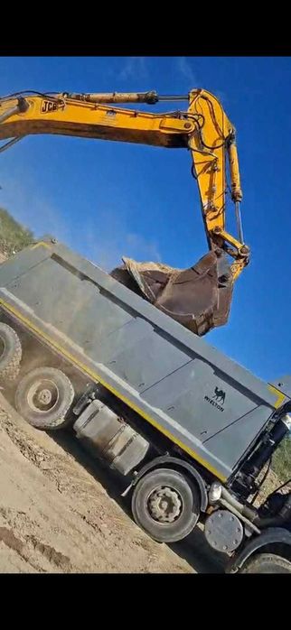 Экскаватор большой JCB JS 460