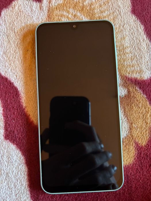 Vând sau schimb cu Iphone .