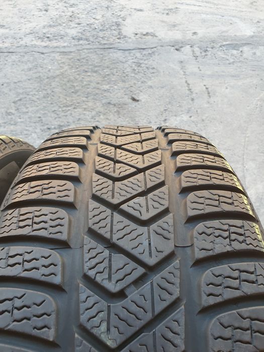 4 anvelope iarna PIRELLI 225/55/17 PRET PER BUCATA