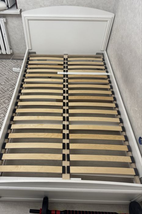 Кровать продам 1,5