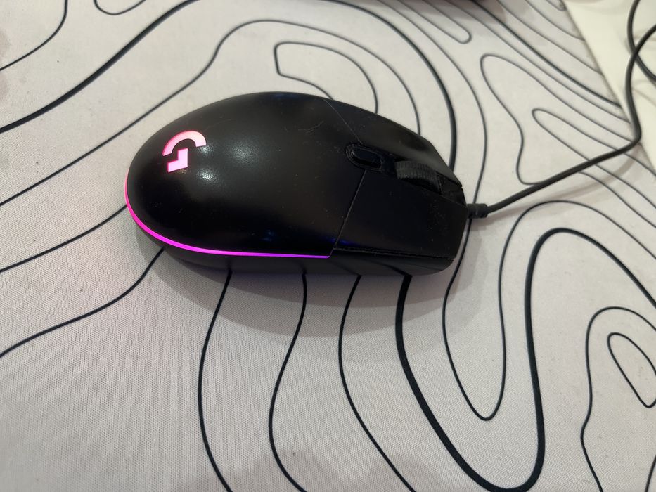 Мышка logitech 102 lightsync игровая