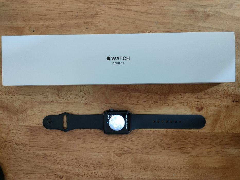 Продам Apple Watch