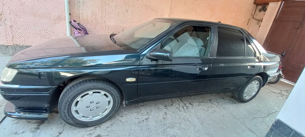 Peugeot holati yaxshi