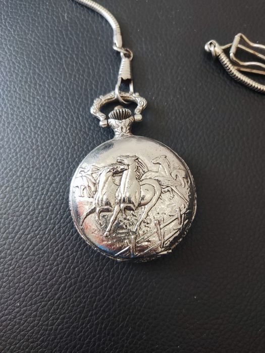 Ceas de buzunar retro