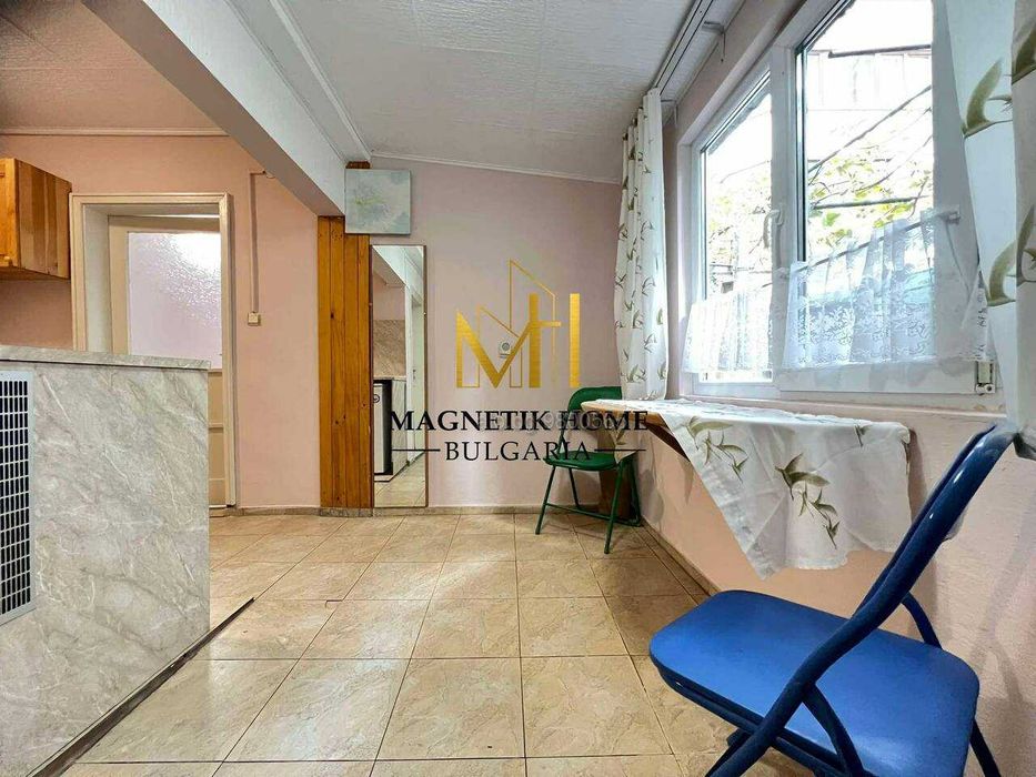 Дава се под наем Двустаен апартамент в Бургас, Възраждане - 60 кв.м за 351.9 € - Снимка #5