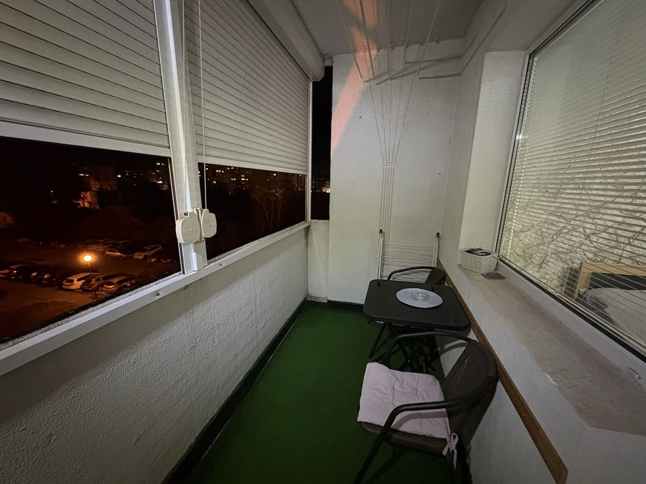 Продавам 3-стаен апартамент