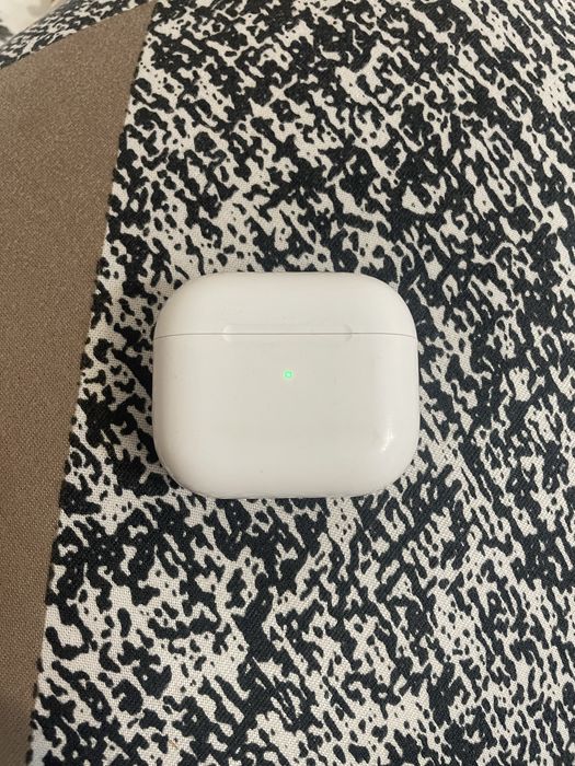 AirPods 3