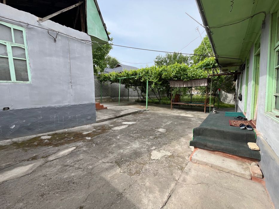 Андижан, Зеленый мост, Ховли сотилади