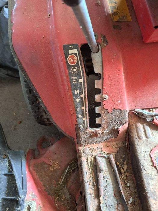 Машин за косене трактор за косене на трева 11.5hp