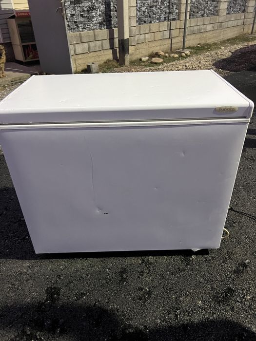 Морозильник в хорошем состоянии